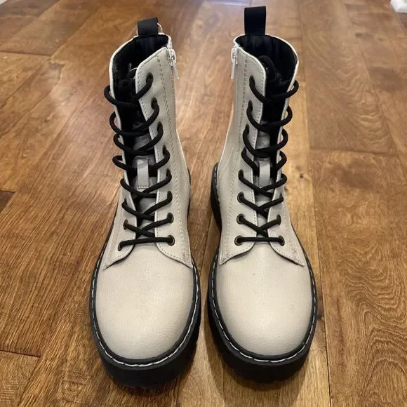 NWT Sincerely Jules Boots Combat military Chunky HARLEY Ivory Boots size 9 - Picture 2 of 12